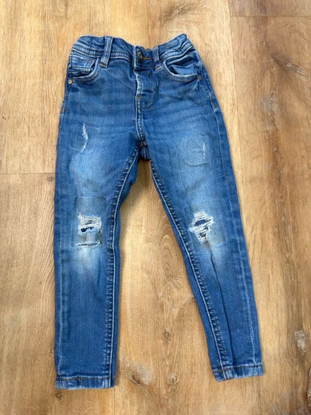 SKINN Distressed Medium Blue Women's Skinny Jeans